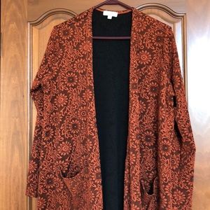 Size M Lularoe Sarah